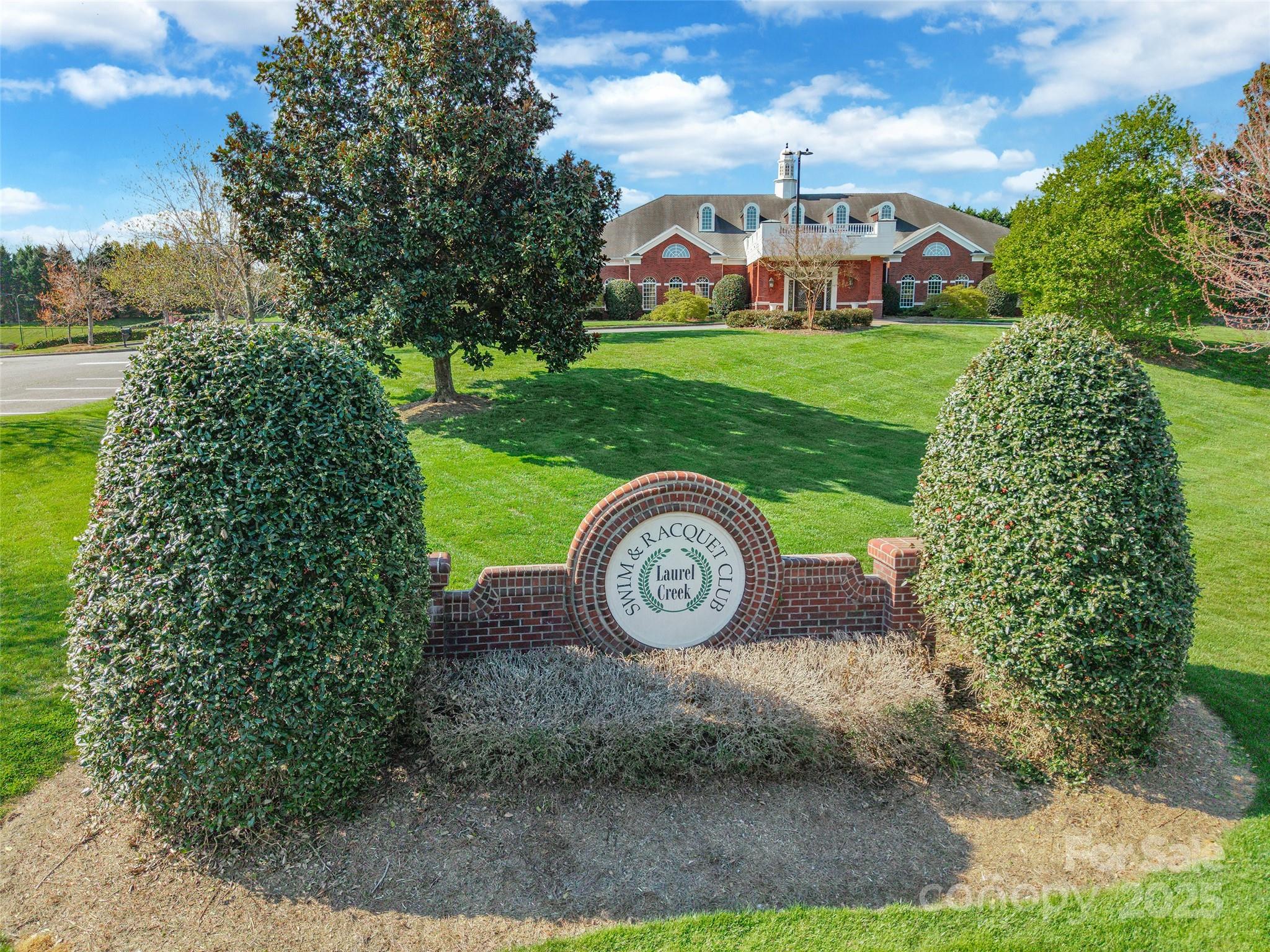 Laurel Creek - Residential