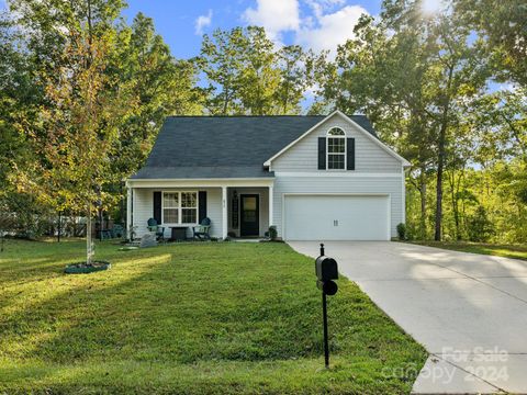 A home in Oakboro