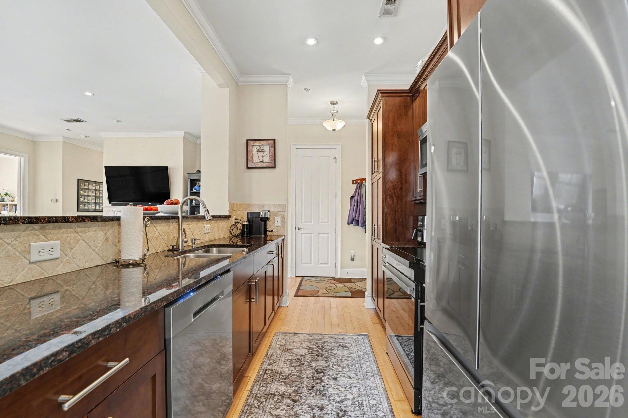 5425 Closeburn Road 210