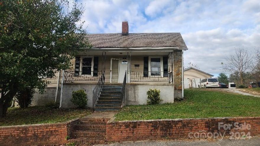 3 bed 2 bath home located in the heart of Marion NC. Floorplan includes a spacious dine-in kitchen with adj laundry room and 2nd bathroom. Living room, plus a bonus room that could easily be used as a 4th sleeping area. Master suite w private full bathroom. Covered front porch that overlooks the neighborhood, rear deck, and a privacy- fenced back yard. Property is owned by US Dept of HUD and is sold AS-IS/WHERE-IS with all faults.Buyer or buyers agent to verify all stats.HUD Case#387-386838.Purchase this home using FHA Financing with ALMOST NO MONEY DOWN!See your agent for details.Property is eligible for FHA Uninsured (UI) financing pending updated appraisal.Seller will contribute up to 3% of purchase price for buyers closing costs if requested with offer submission.EQUAL HOUSING OPPORTUNITY