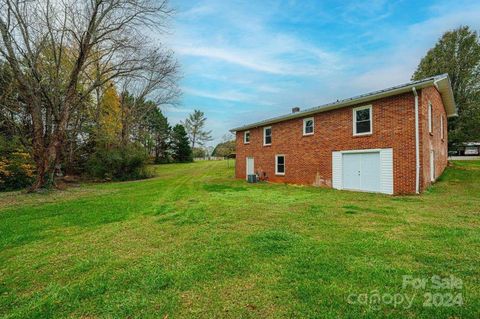 A home in Hickory