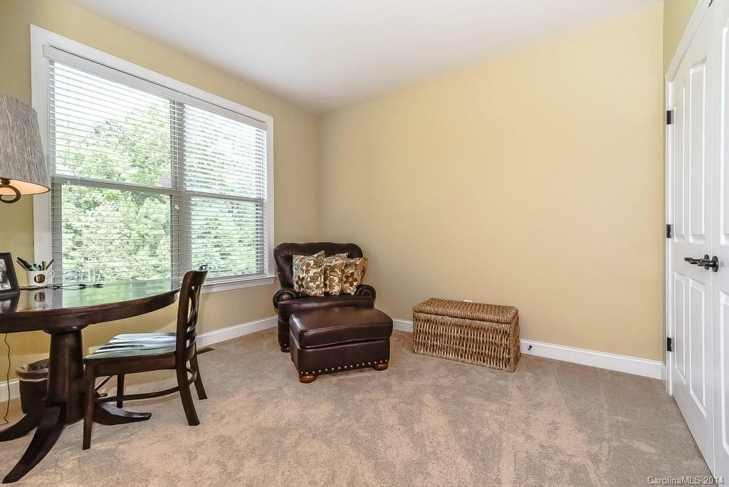 Lake Forest Preserve - Residential