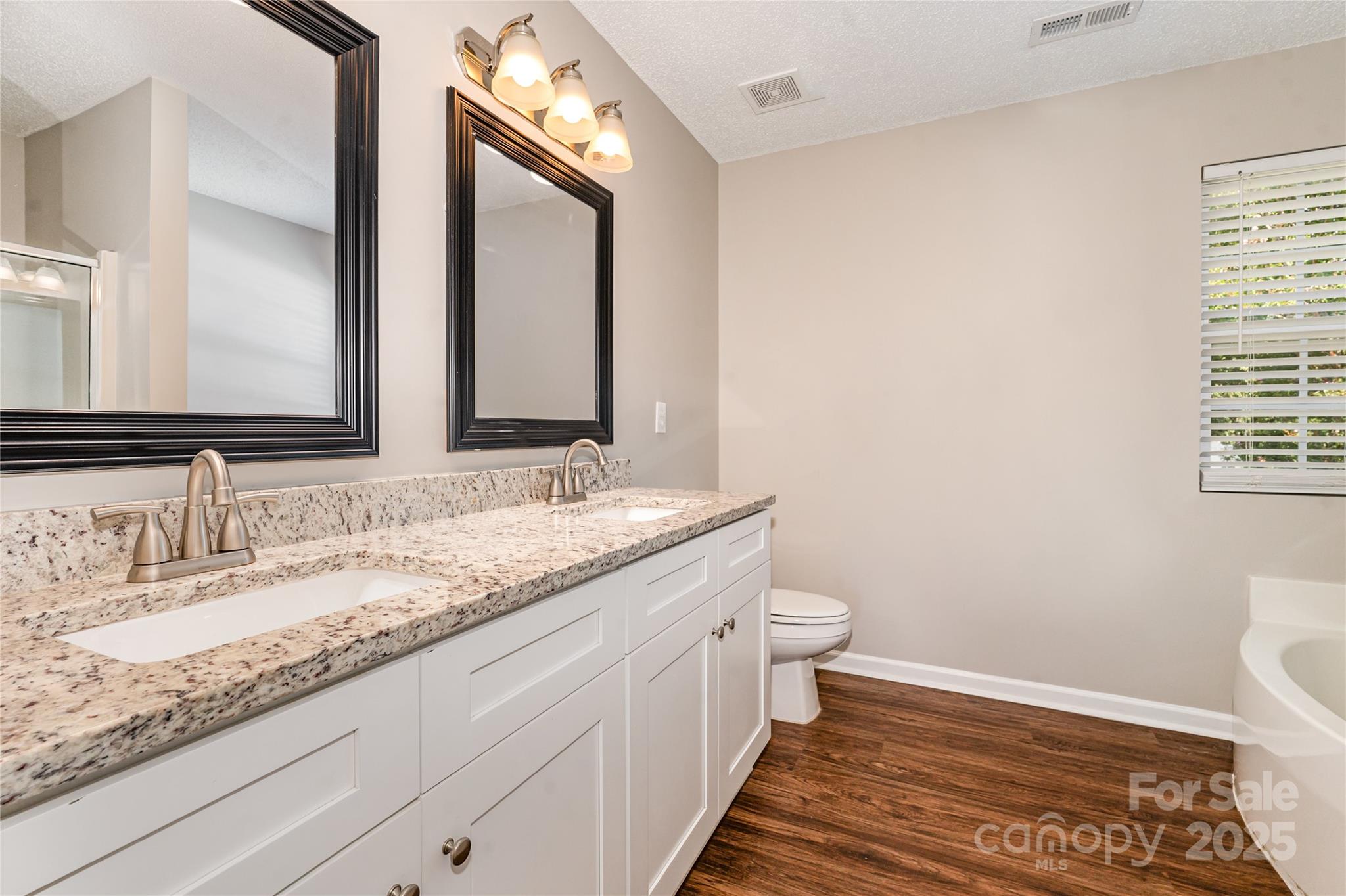 Mapleton - Residential