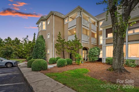 9225 Ravenwing Drive Charlotte NC 28262