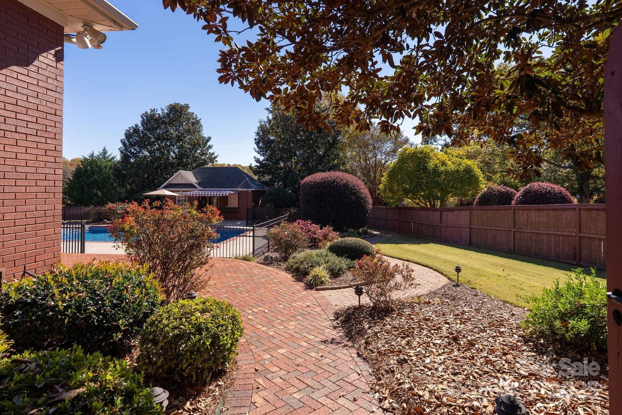 Turtle Creek - Residential