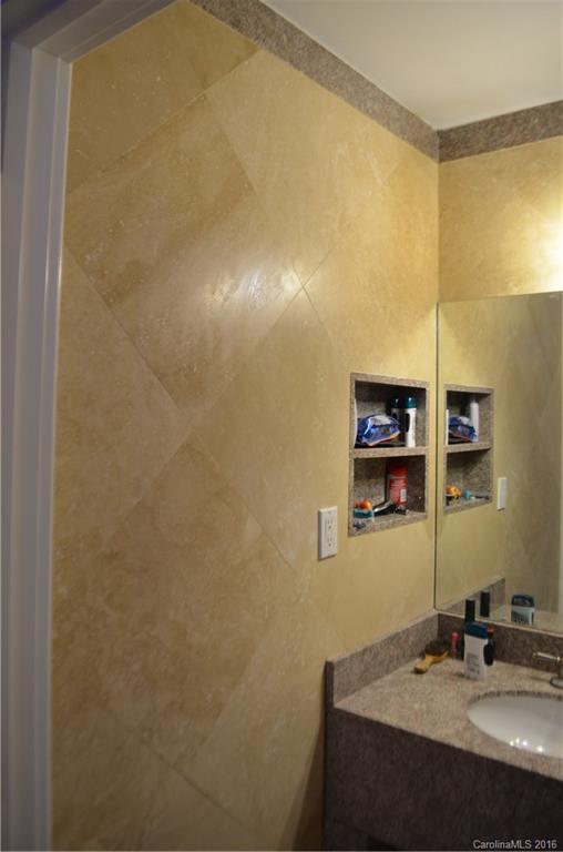 PETREA HEIGHTS - Residential