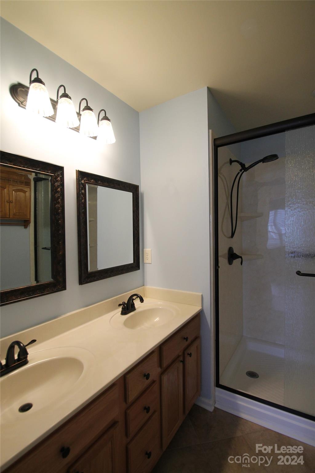 Hanover - Residential Lease