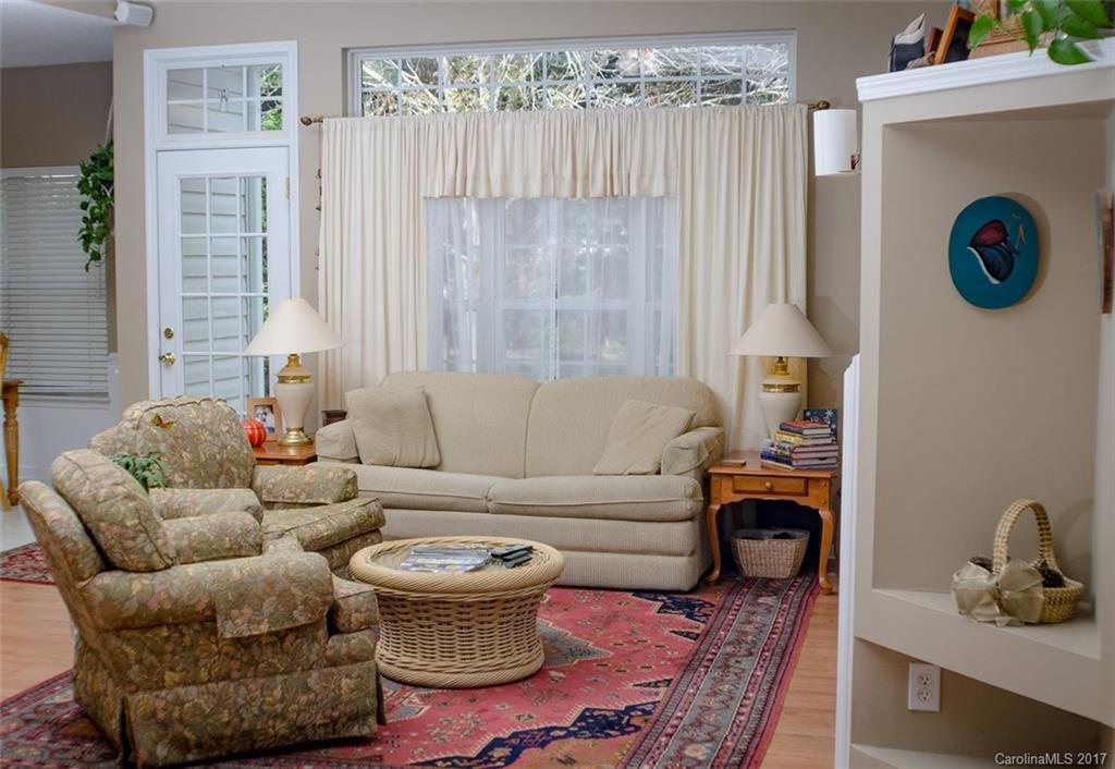 Tall Oaks - Residential