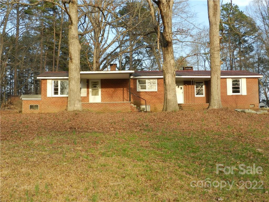 Photo 1 of 39 — 40680 Old Salisbury Road, Richfield, NC 28137