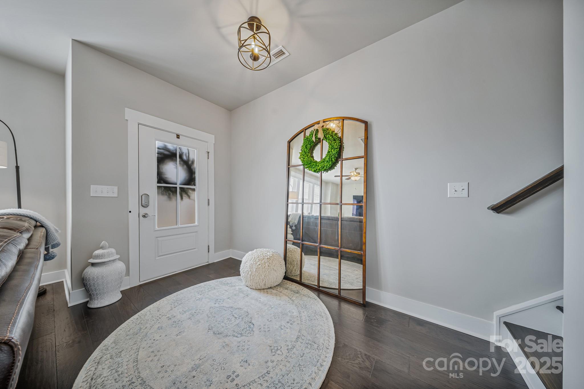 546 Amalfi Drive