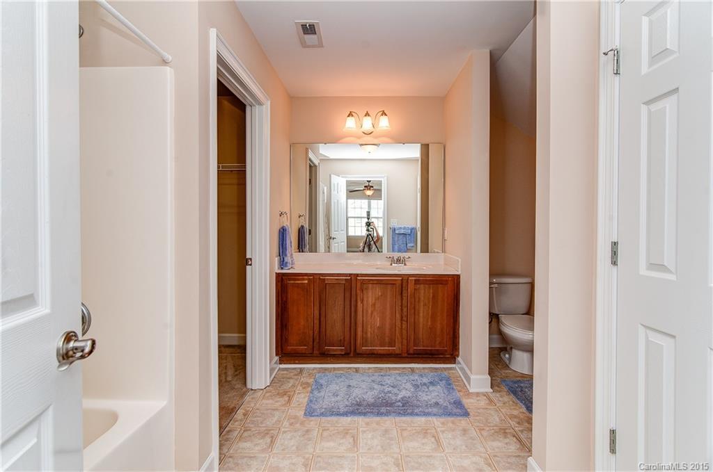 Ridge Road Villa - Residential
