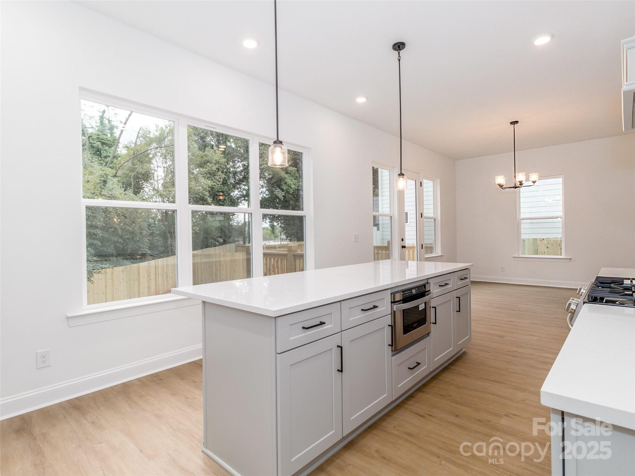 ENDERLY PARK - Residential