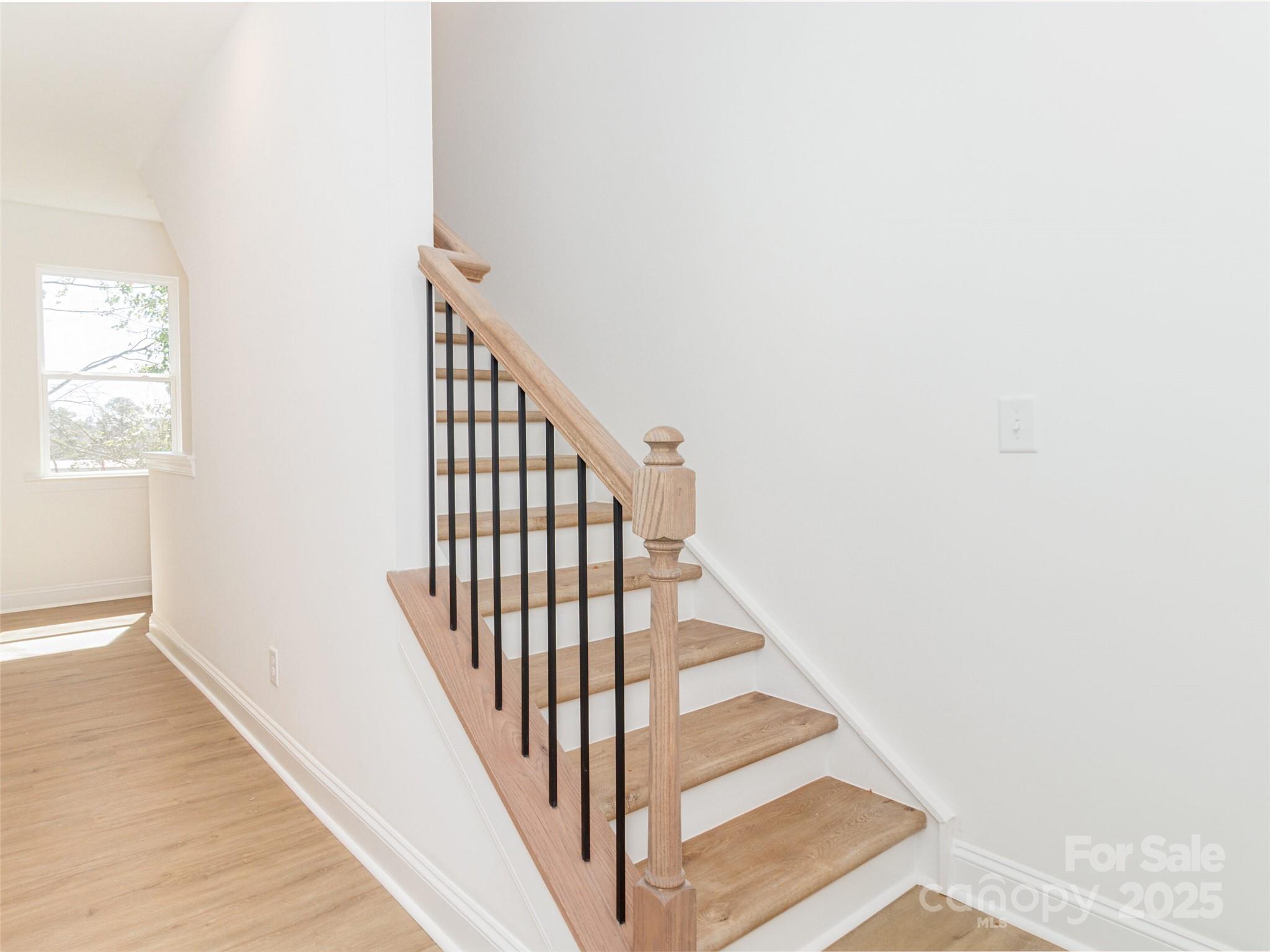 ENDERLY PARK - Residential