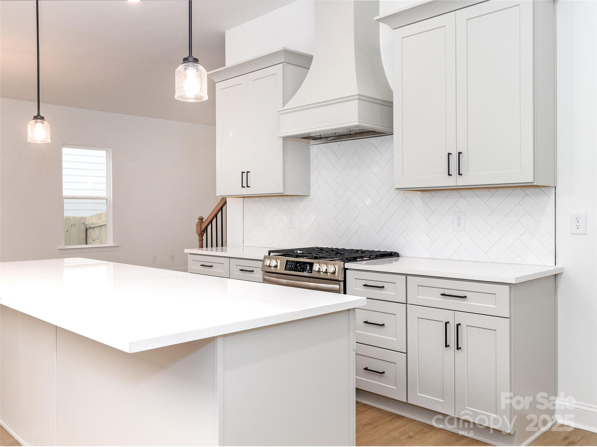 ENDERLY PARK - Residential