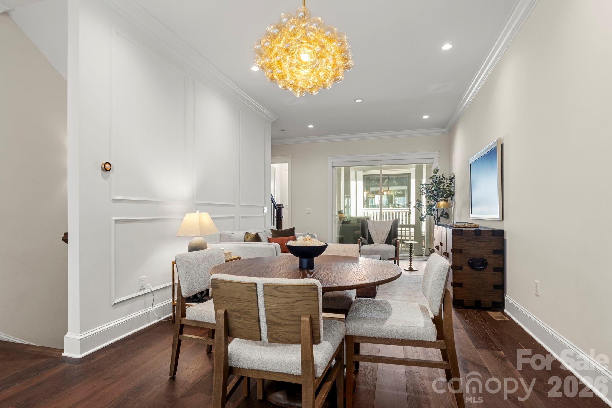 4107 Selwyn Walk Court