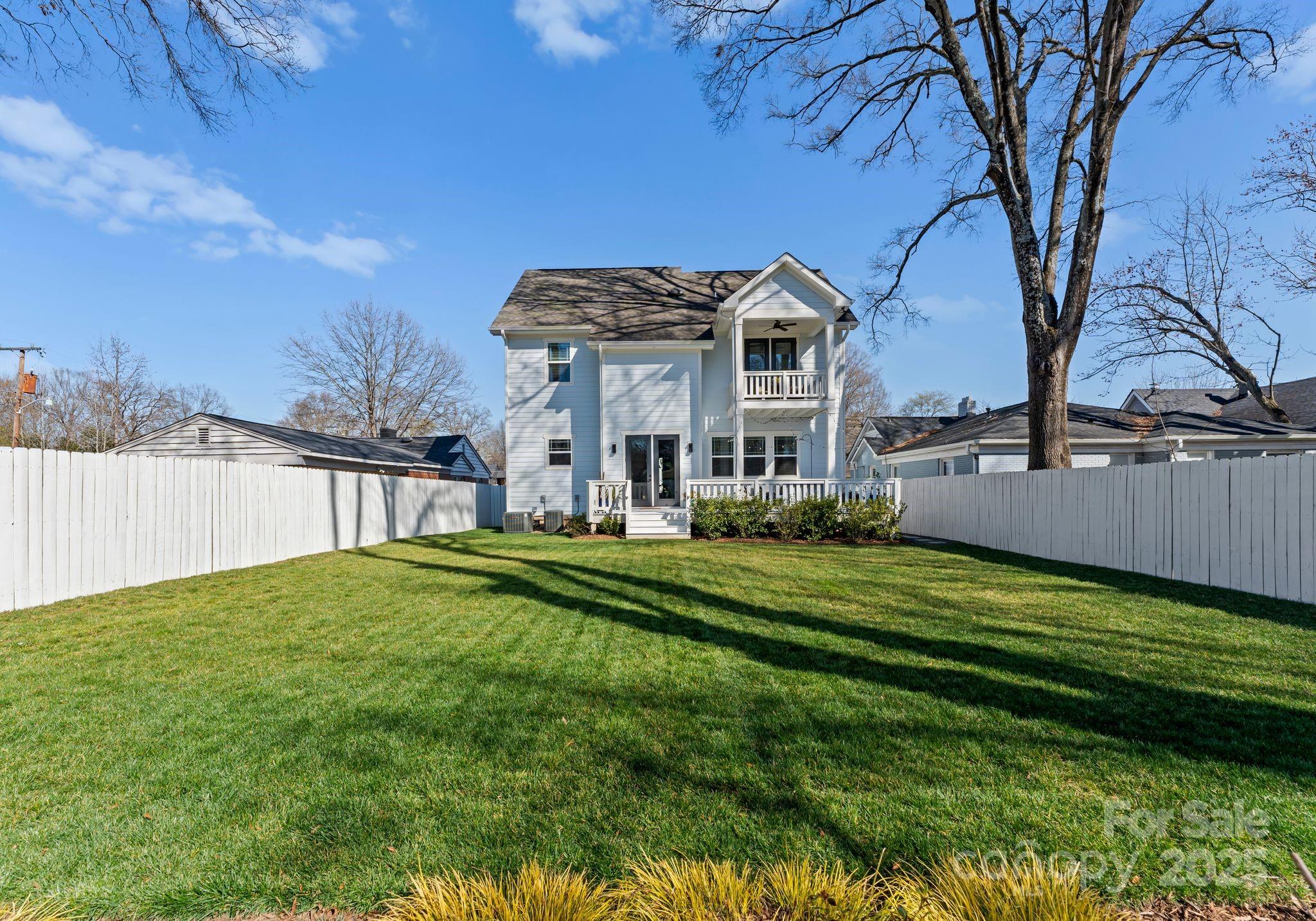 Villa Heights - Residential