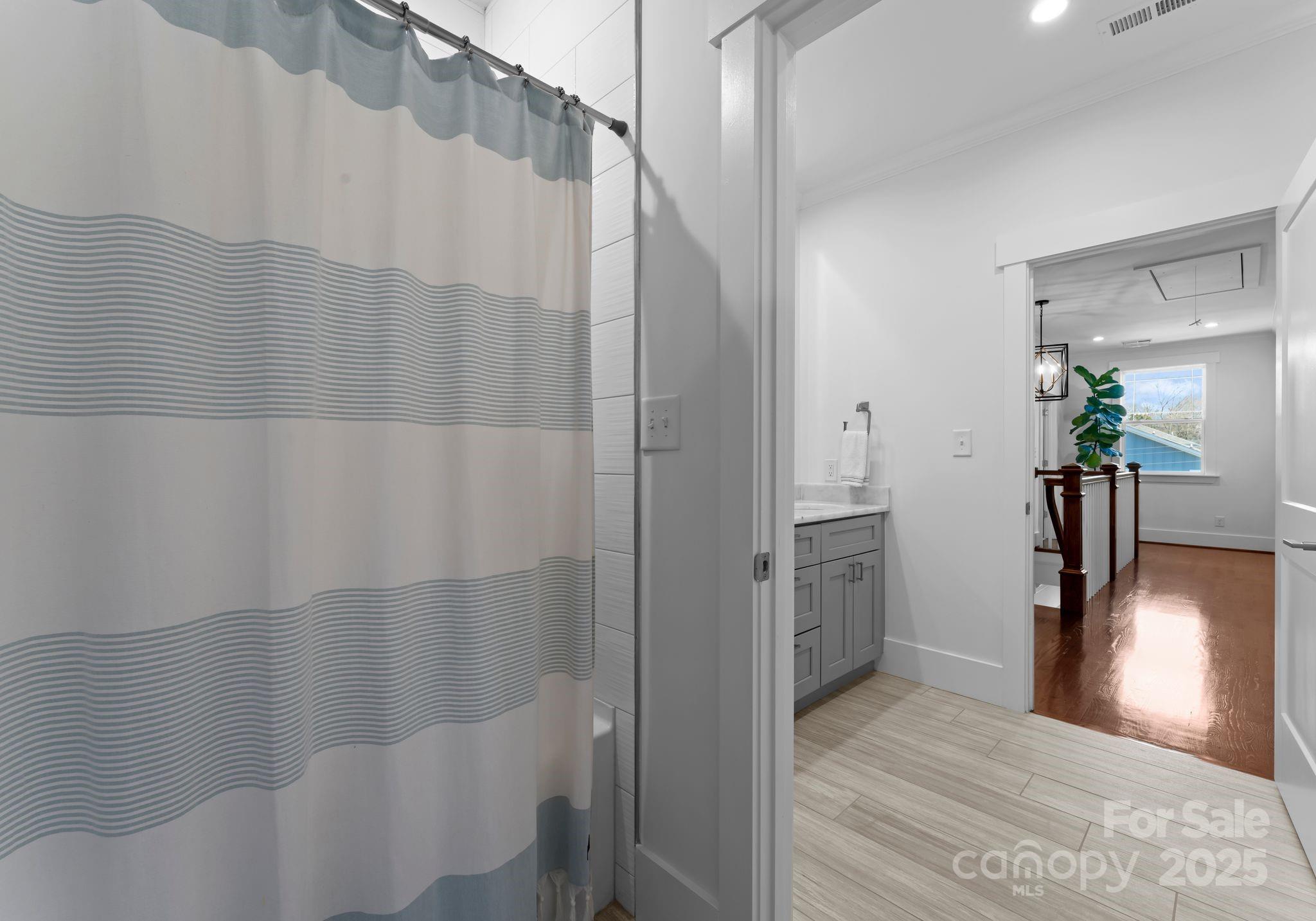 Villa Heights - Residential