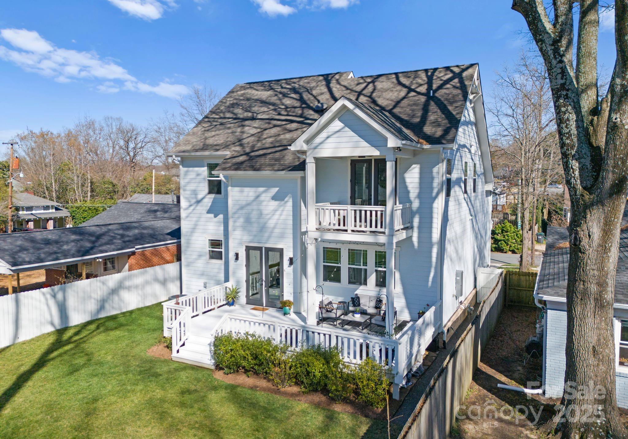 Villa Heights - Residential