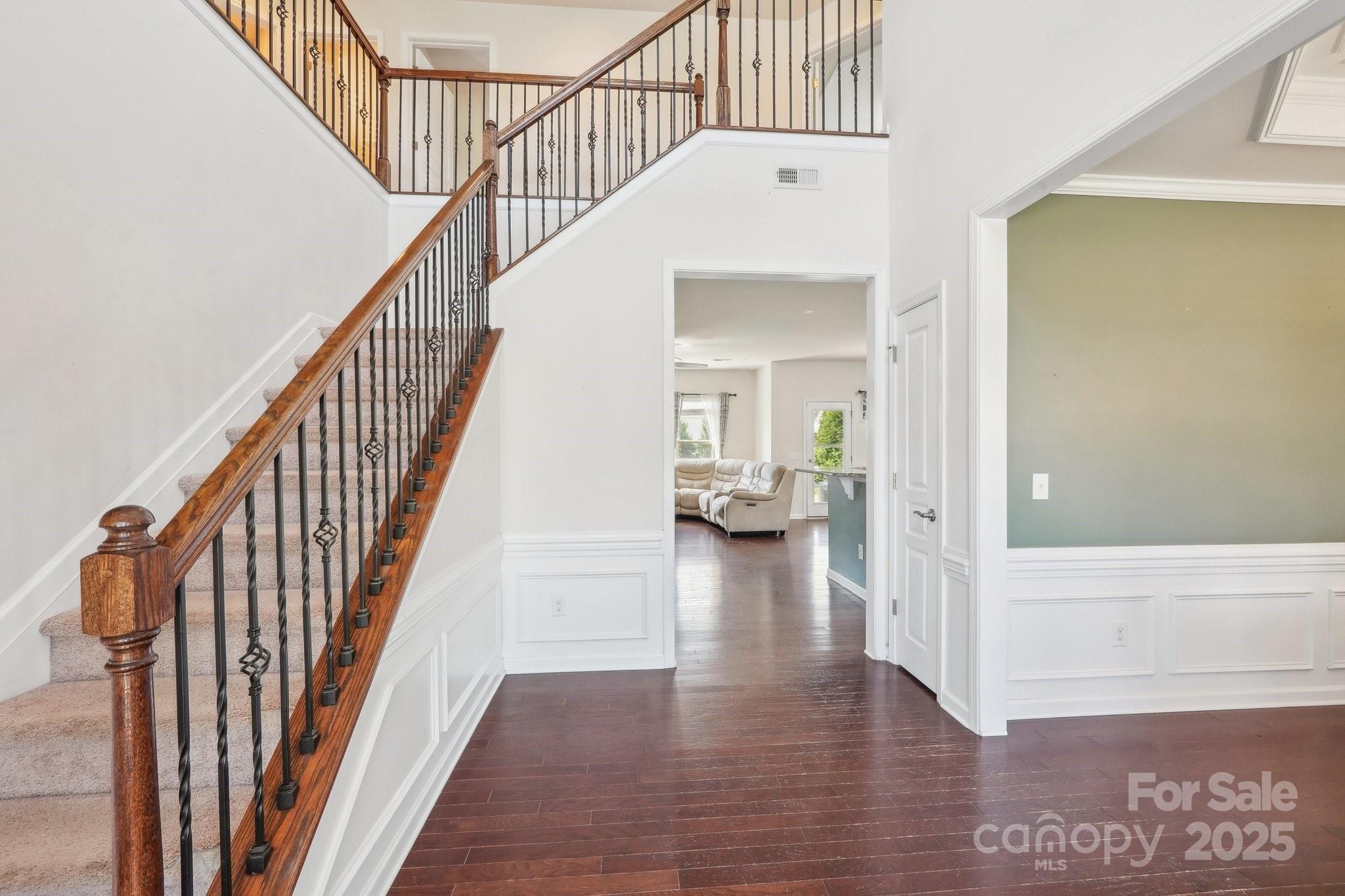 5037 Nighthawk Drive