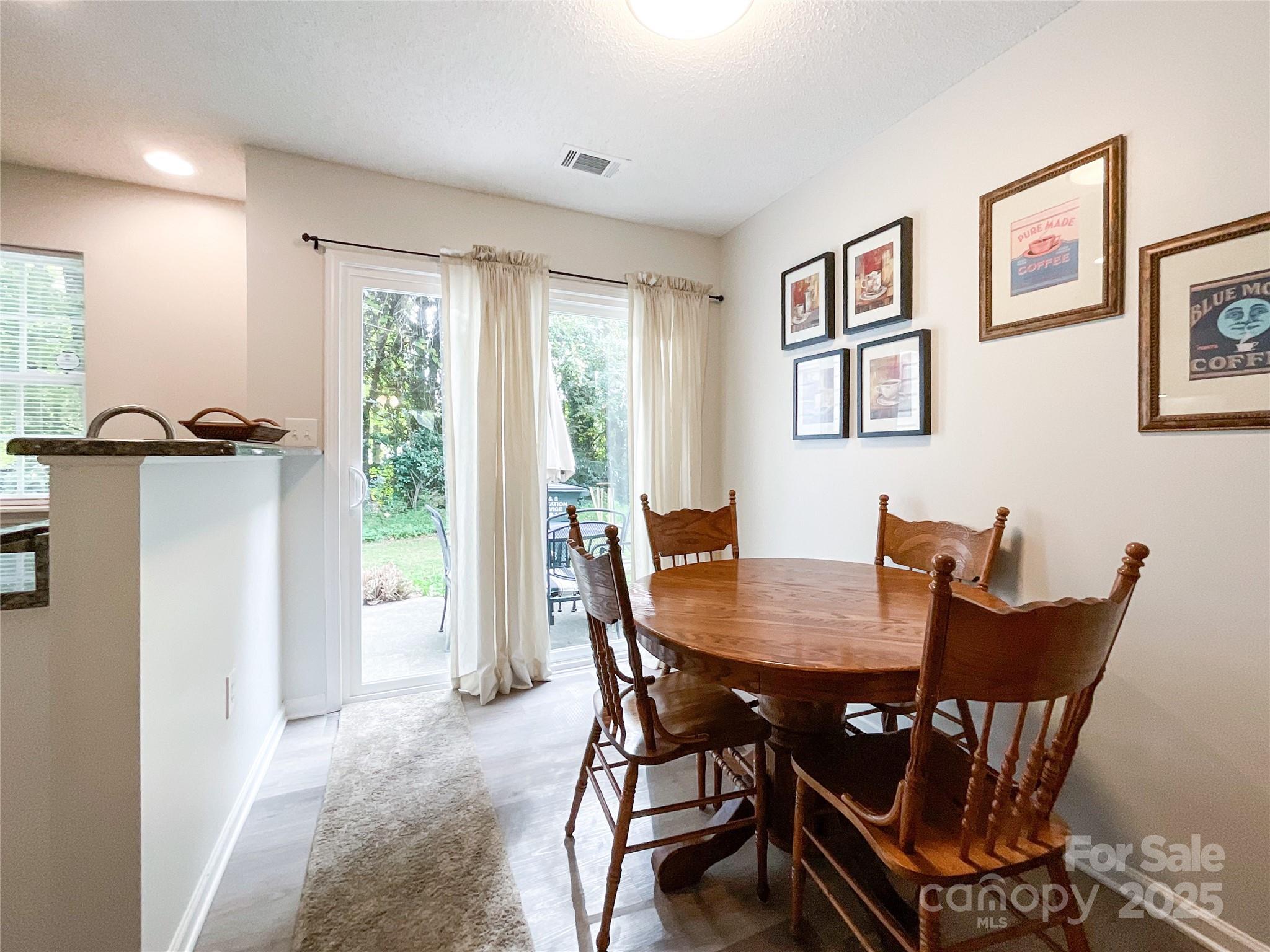 The Landing at Hickory Grove - Residential