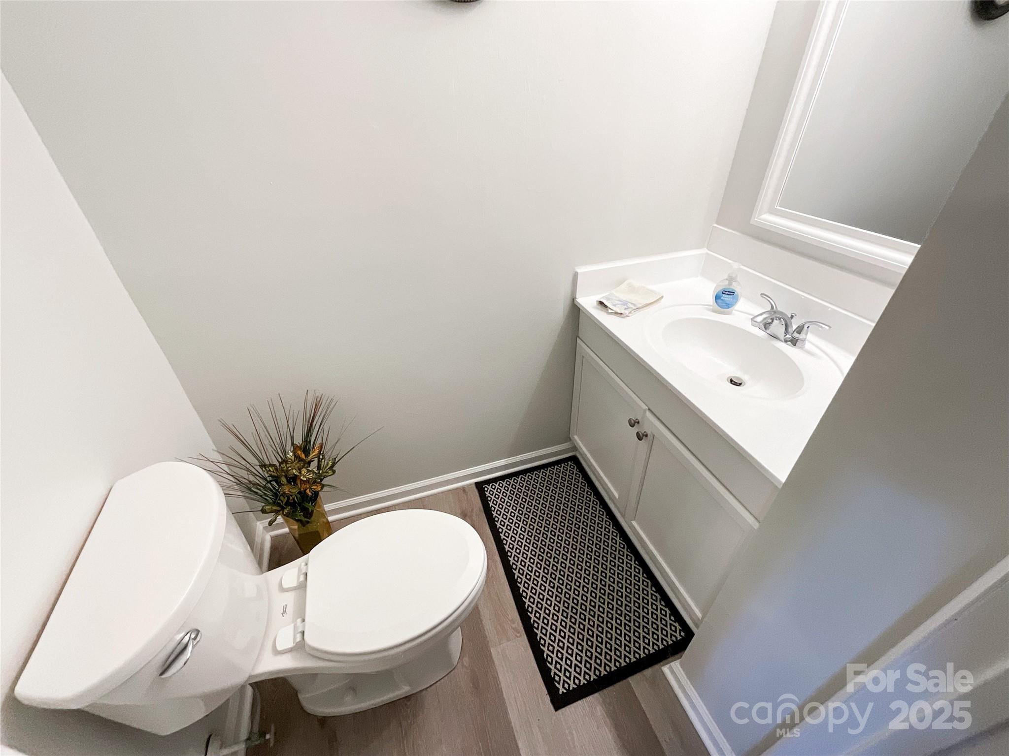 The Landing at Hickory Grove - Residential