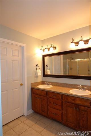 Hidden Oaks - Residential