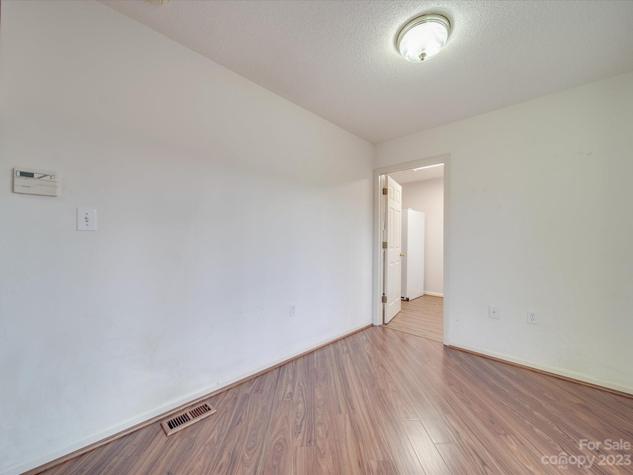 Willow Creek - Residential