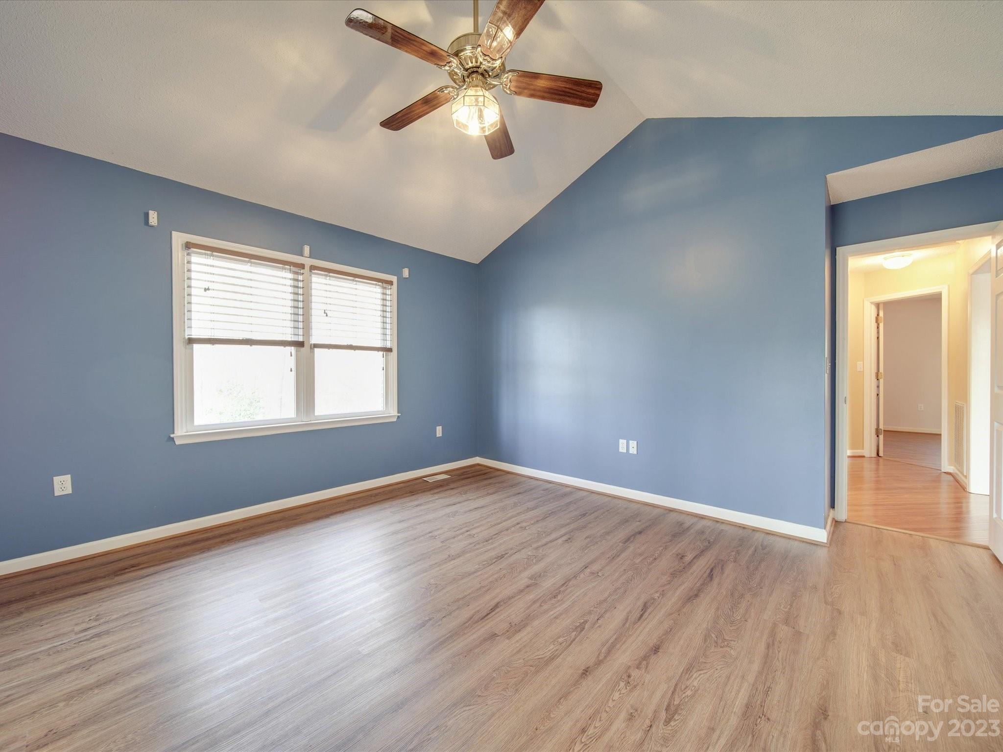 Willow Creek - Residential