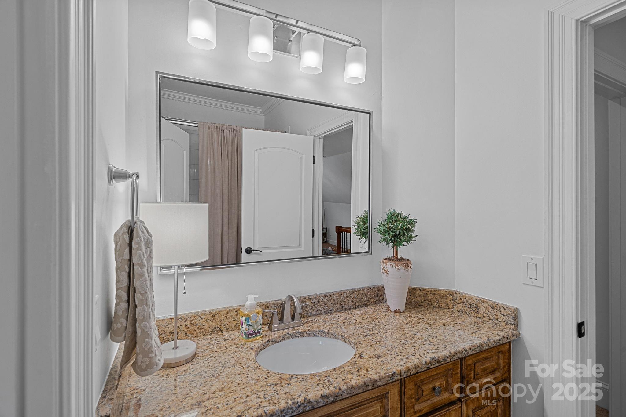 The Peninsula - Residential