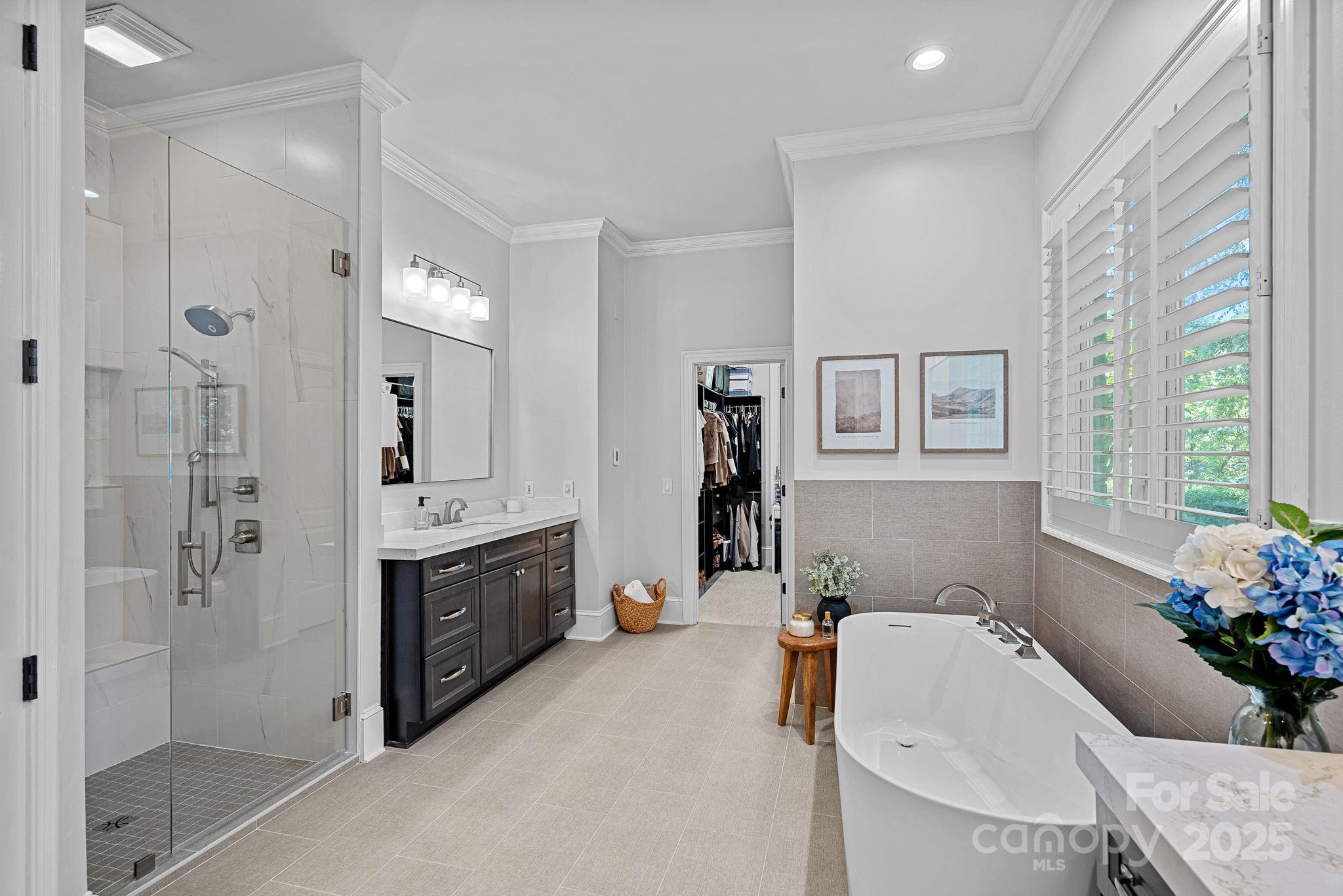 The Peninsula - Residential