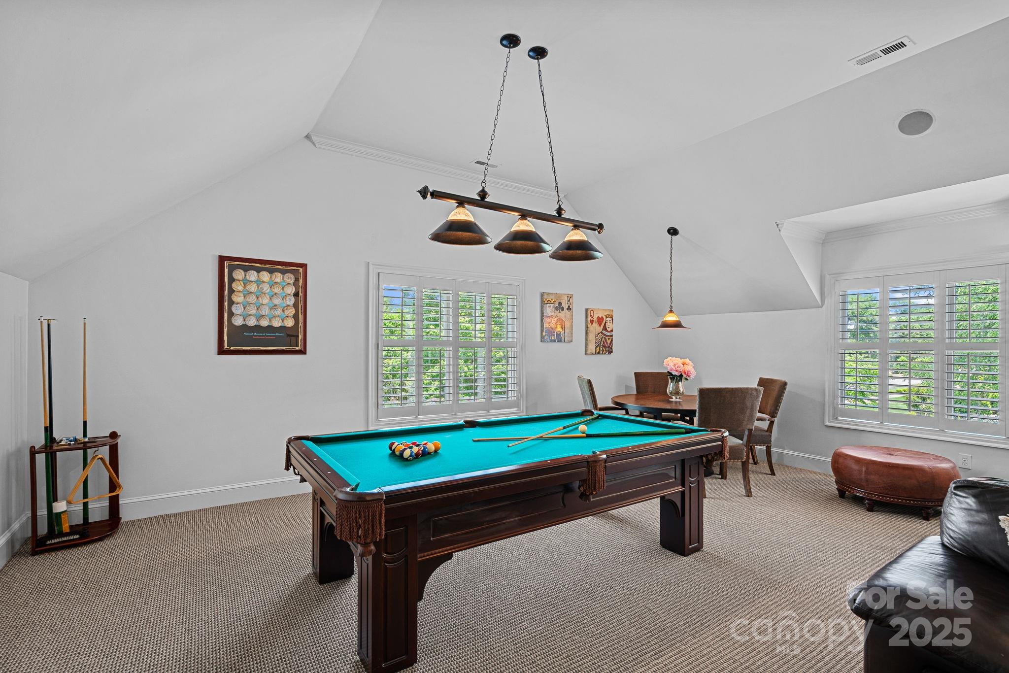 The Peninsula - Residential