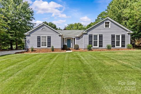 Photo of 333 Longbridge Drive, Matthews, NC 28105 (MLS # 4293384)