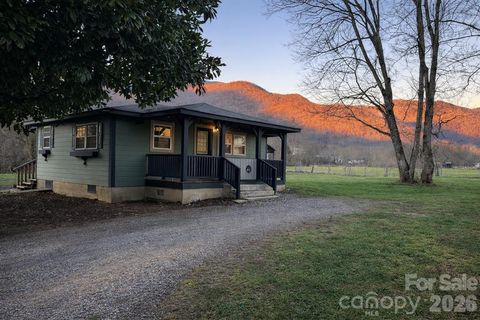 5793 Old Highway 64 Highway E Hayesville NC 28904