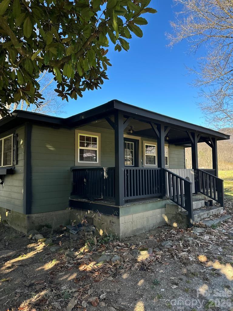 5793 Old Highway 64 Highway E