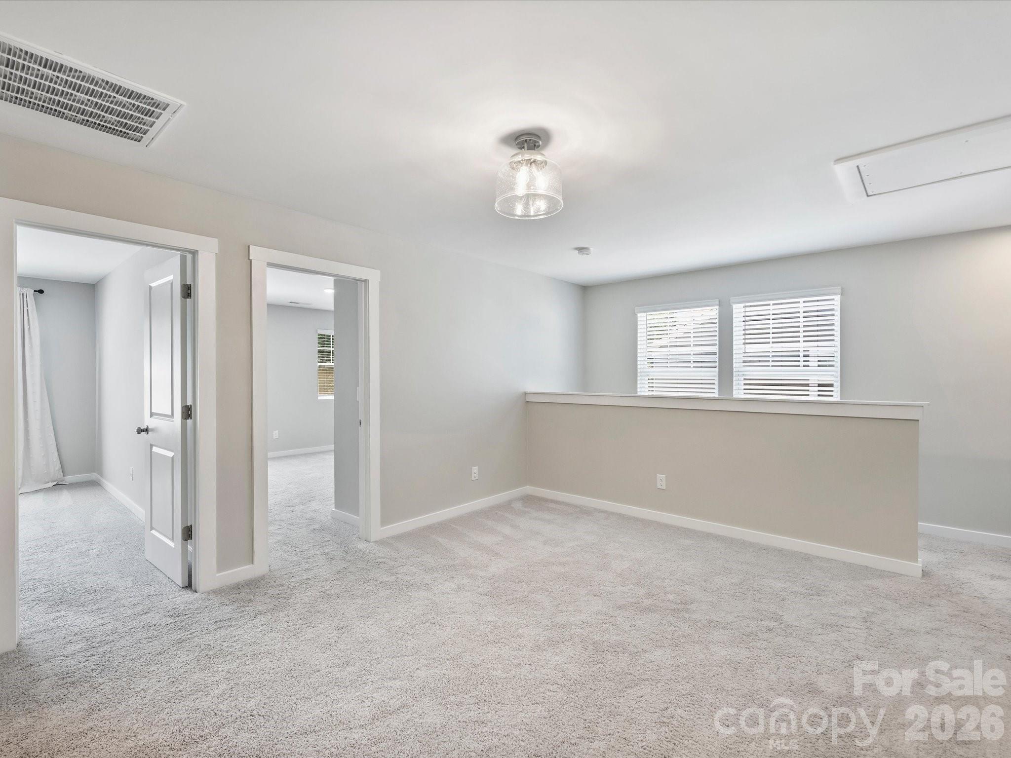 The Towns at 506 Main - Residential
