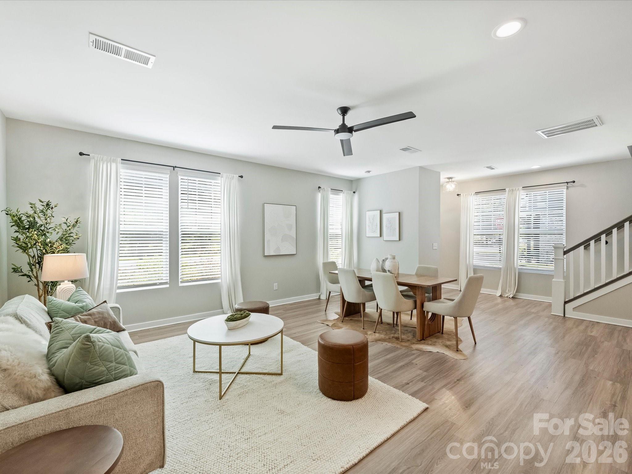 The Towns at 506 Main - Residential