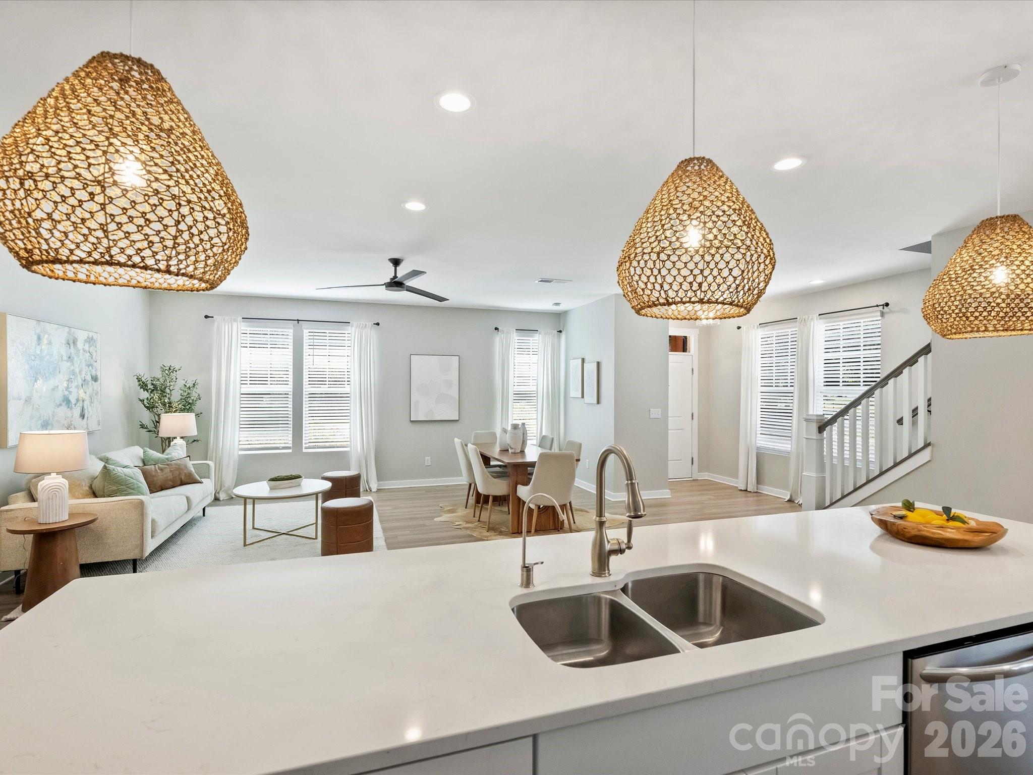 The Towns at 506 Main - Residential