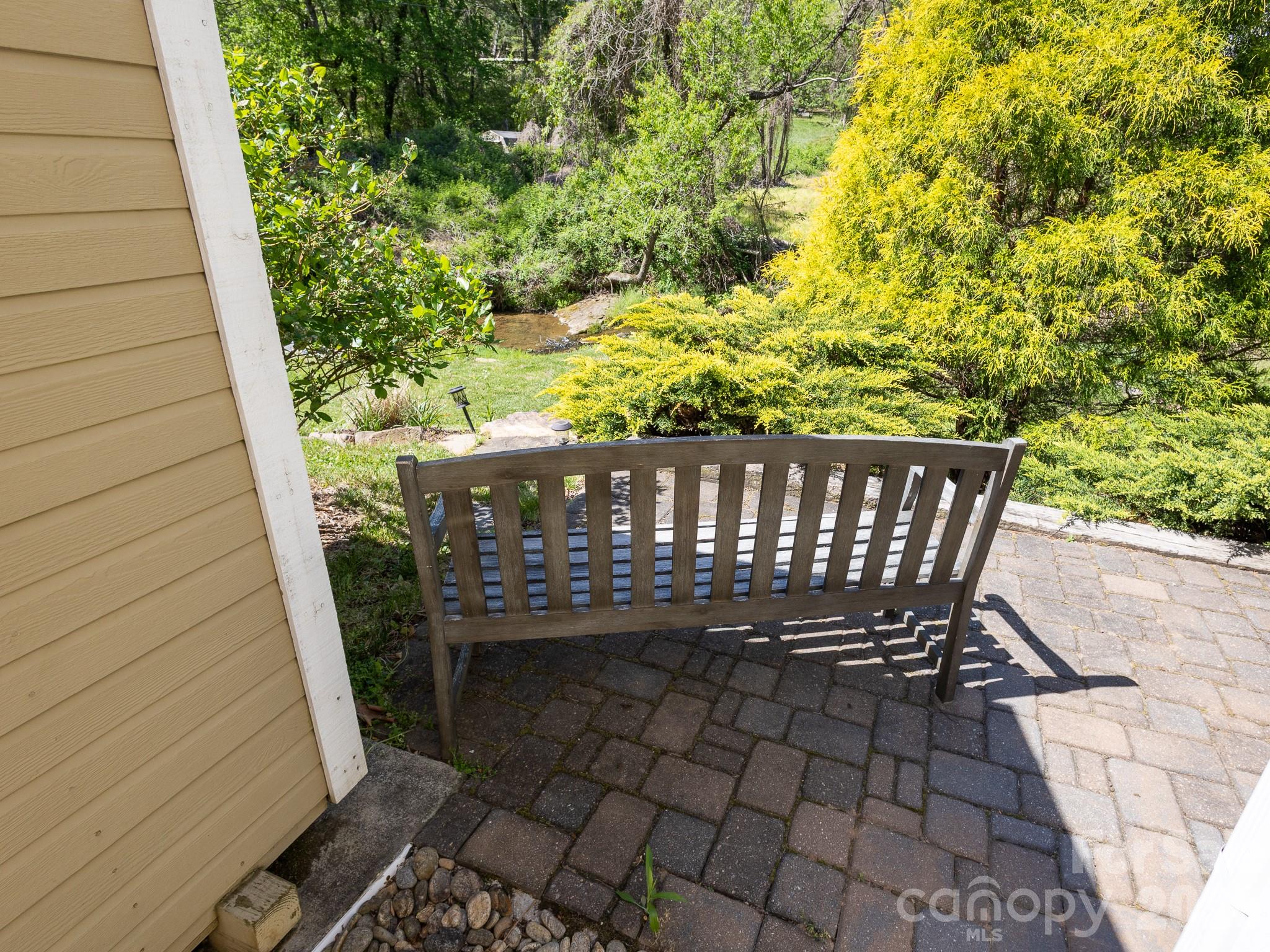 Lower Grassy Branch Cottages - Residential