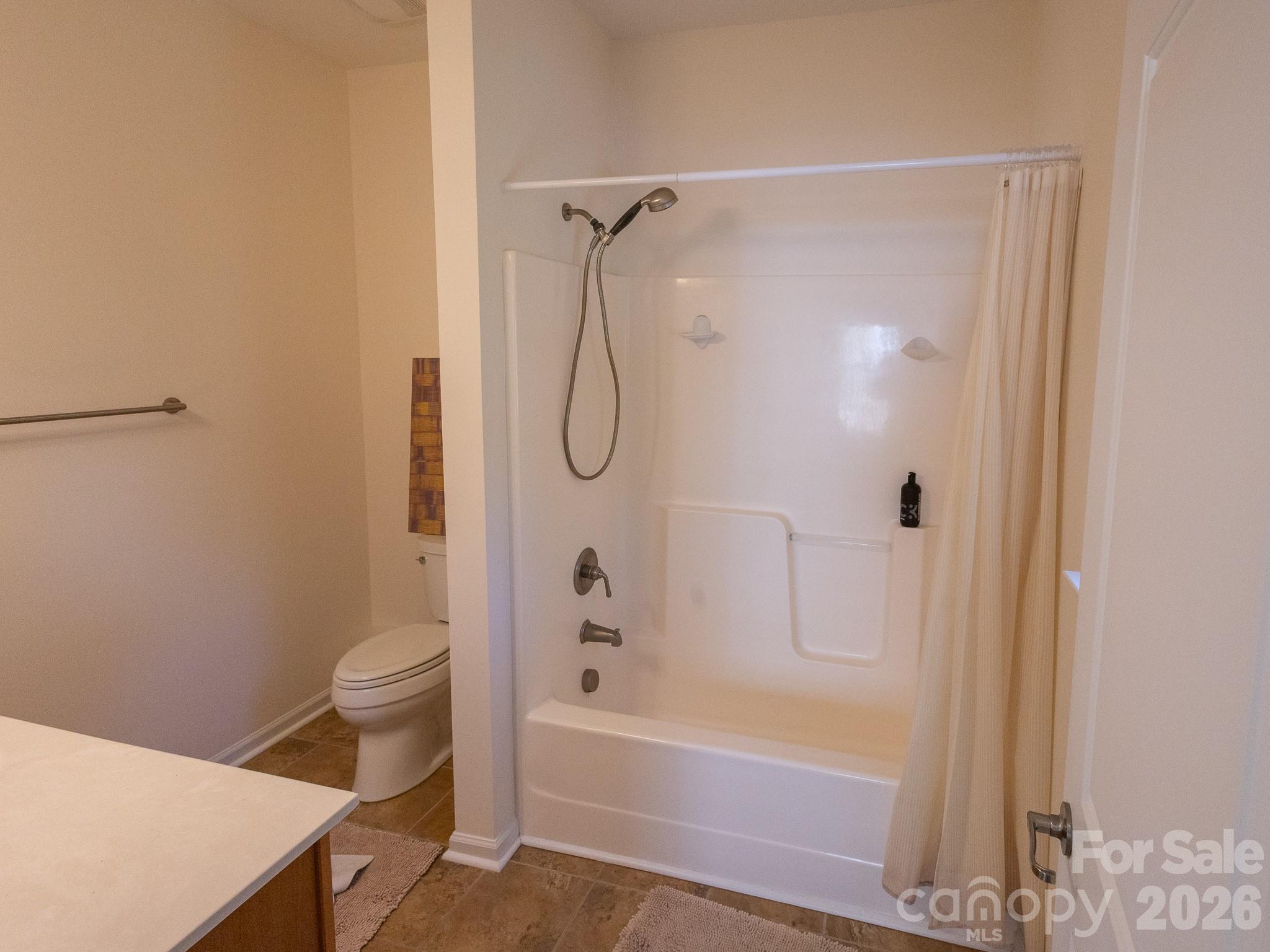 Lower Grassy Branch Cottages - Residential