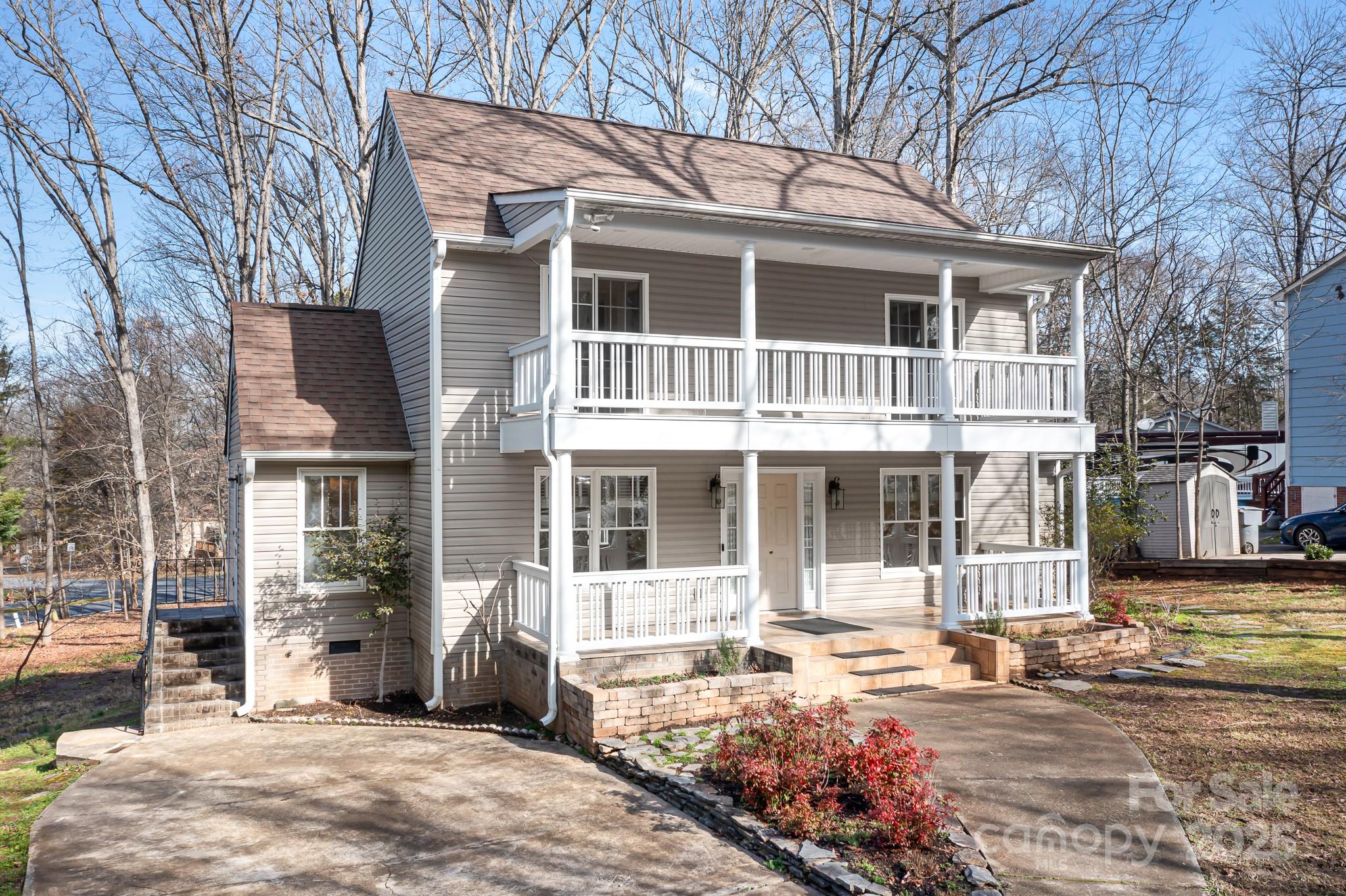 11121 Timber Hill Court