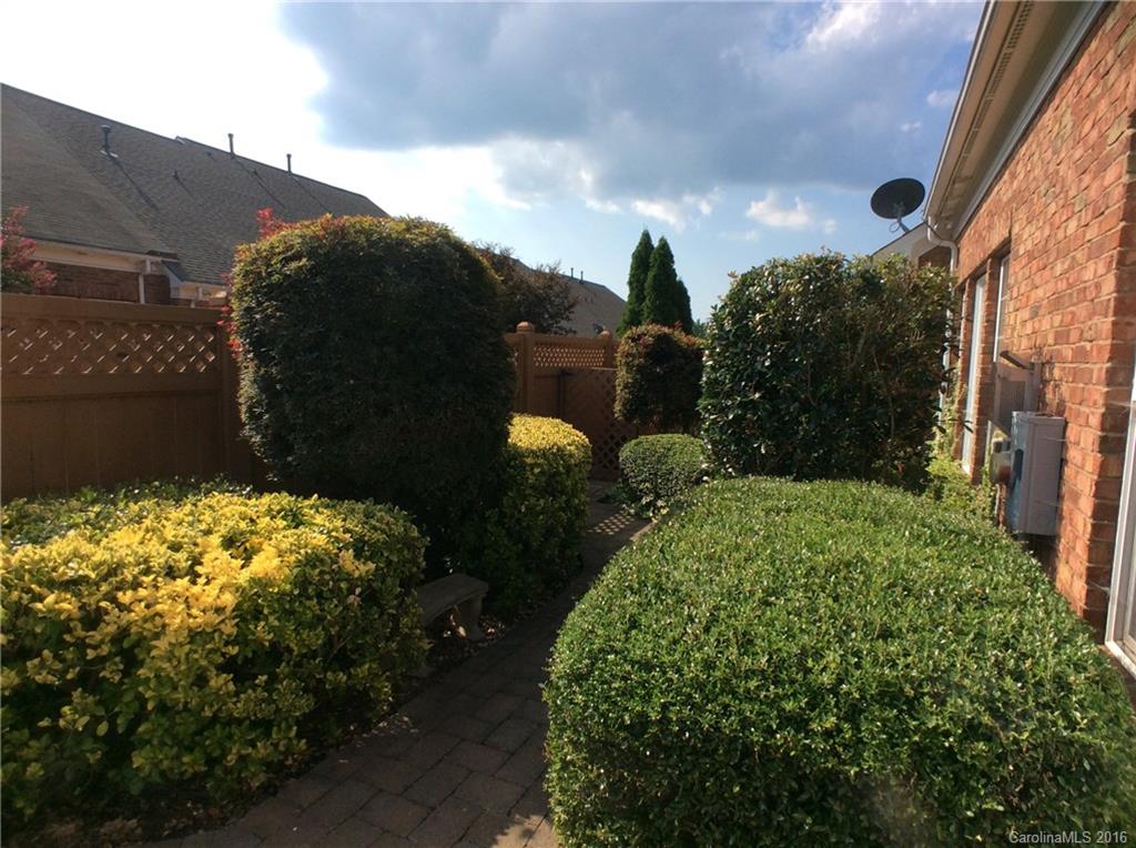 Ivy Ridge At Ballantyne - Residential Lease