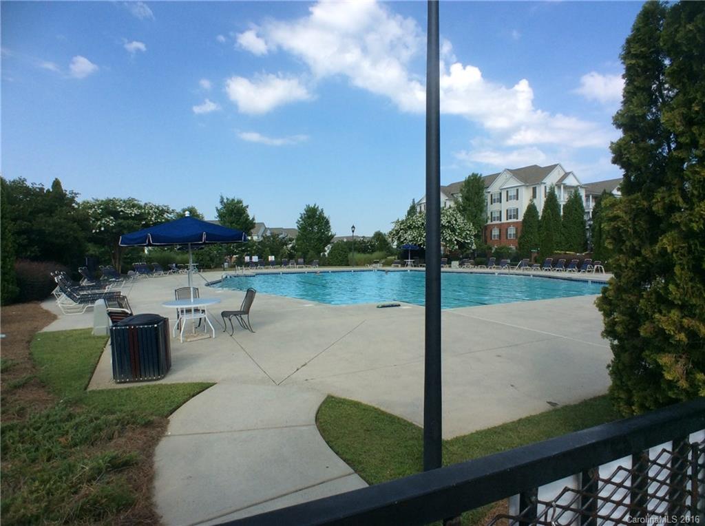 Ivy Ridge At Ballantyne - Residential Lease