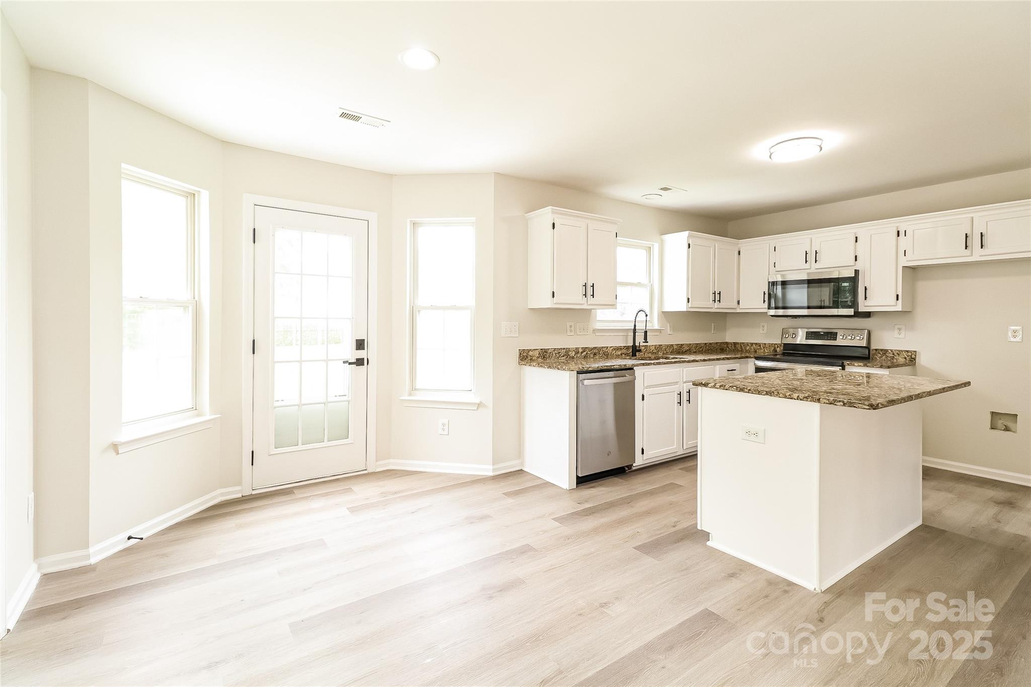 Knightsbridge - Residential