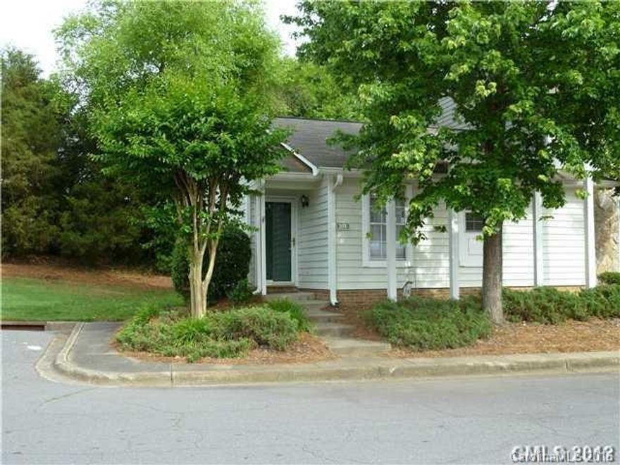 Nice end unit. Laminate floors in living and dining rooms and hall. Tile floor/back splash in kitchen. View of community pond in front. Private, covered patio with tile floor. Community pool and tennis courts.
Proof of Renters Insurance is Required