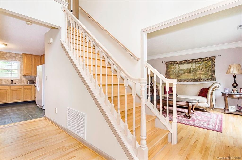 Woodside Falls - Residential