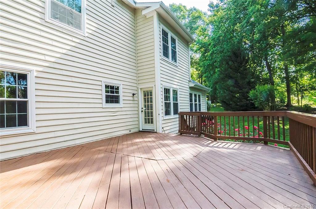 Woodside Falls - Residential