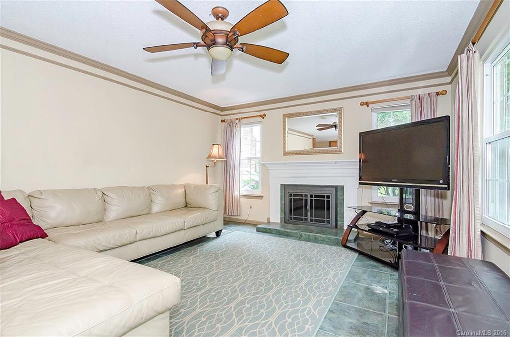 Woodside Falls - Residential