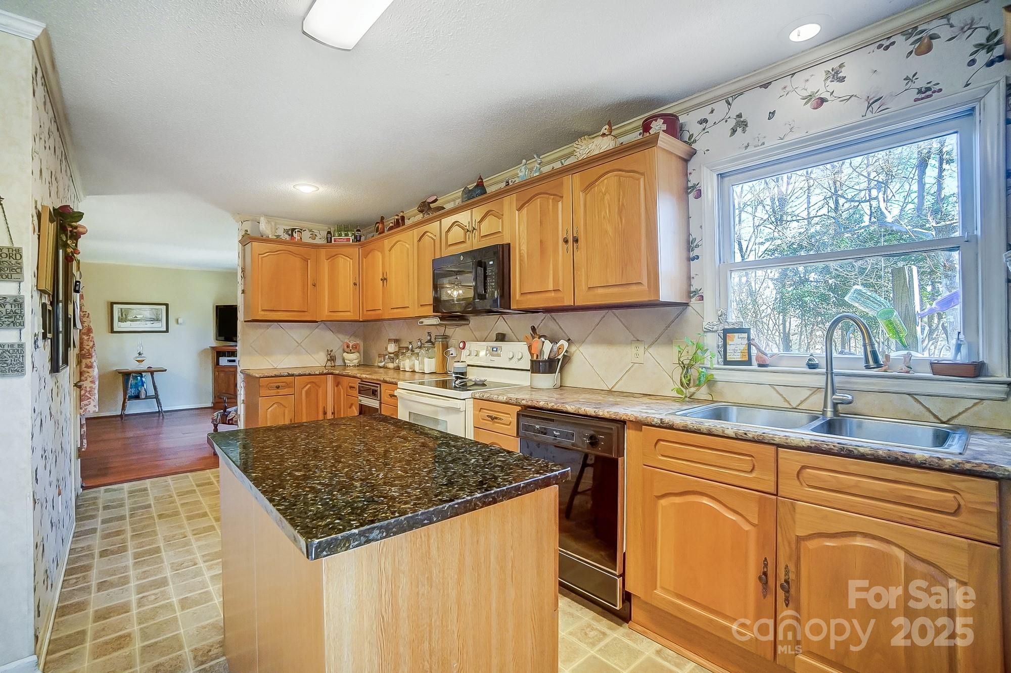 Moss Haven - Residential