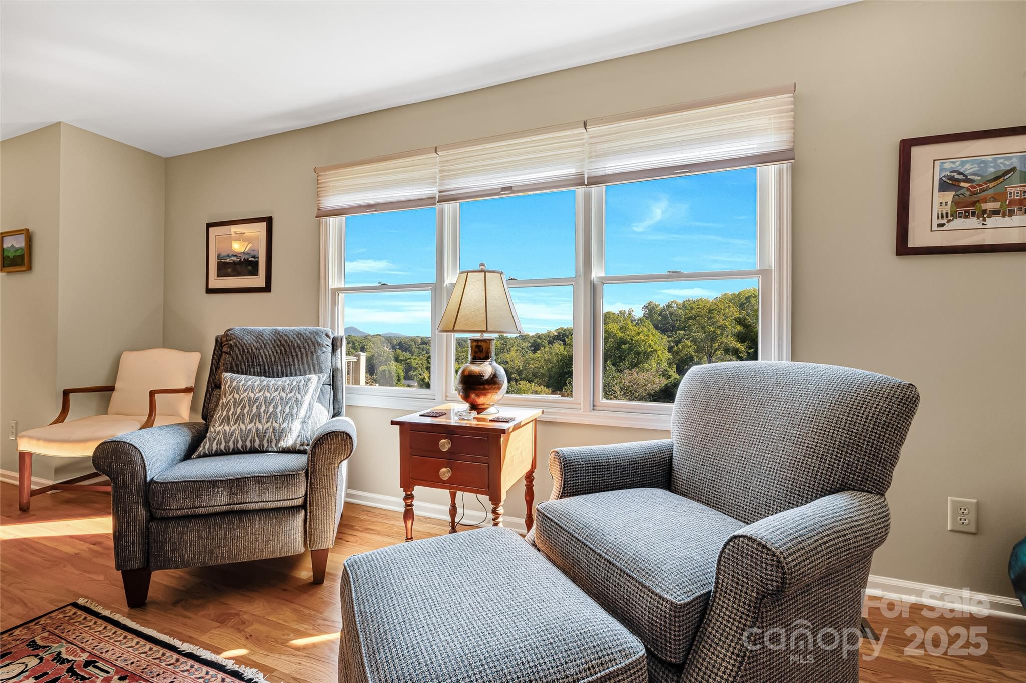 77 Chestnut Street 303