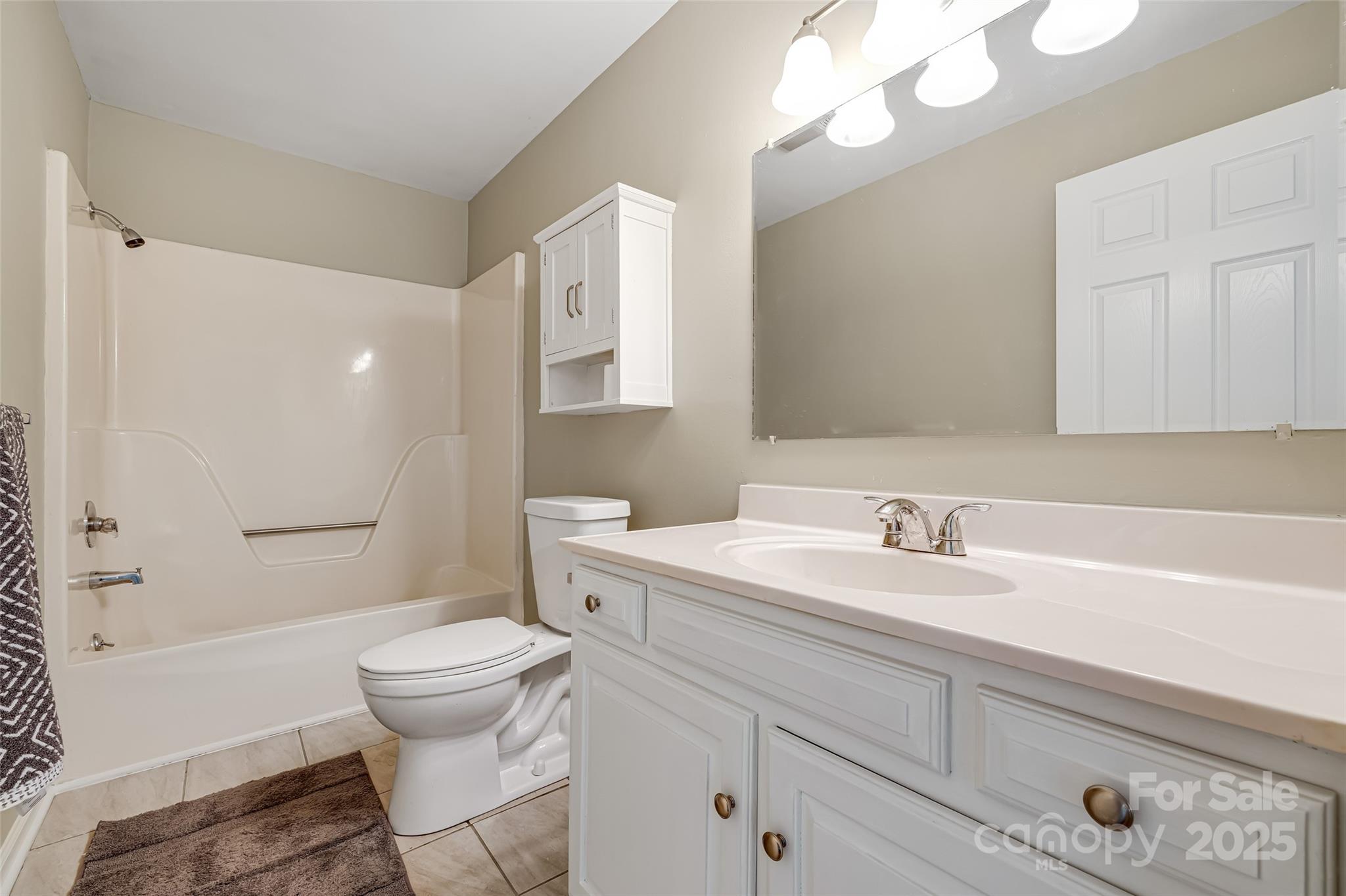 Oak Hall - Residential